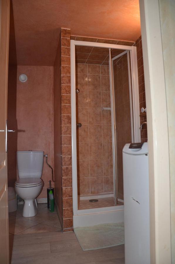 Studio Et Colocation - Gite Les 7 Fontaines Chevinay Exterior photo